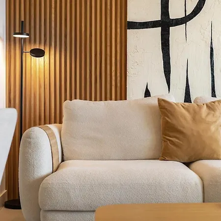Apartment Stylish 2-bed Retreat In Ipanema Homes - Rdr500 *